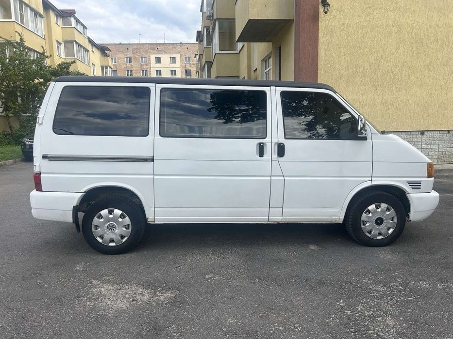 Volkswagen T4 transporter