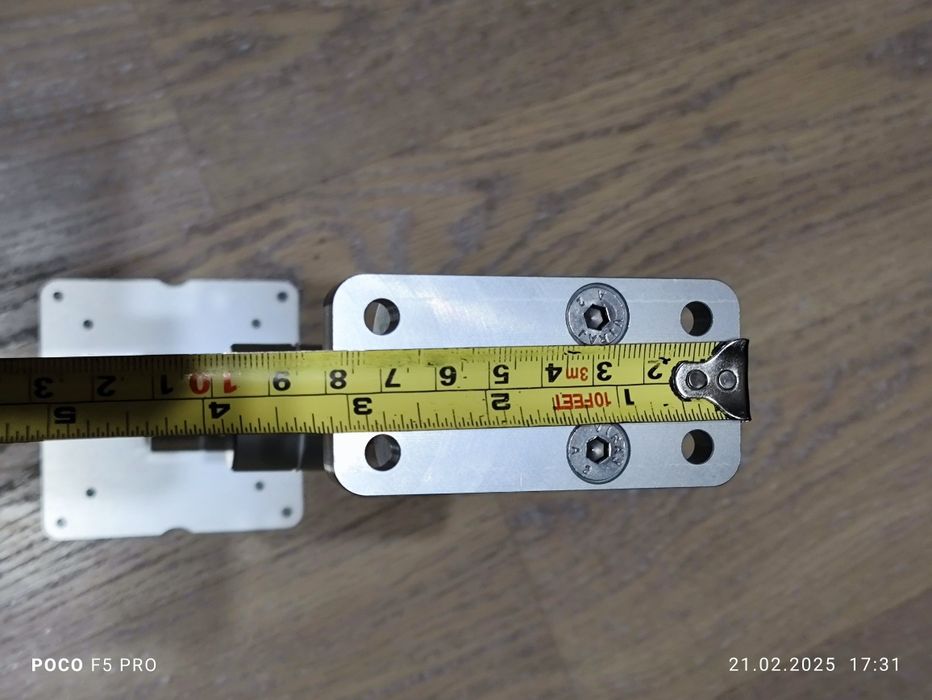 Flat Screen Arms кронштейн для монітора та телевізора