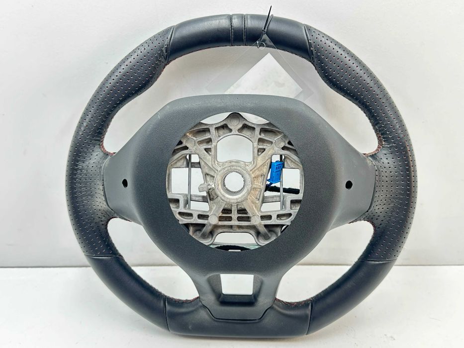 Volante - Peugeot 208 GTi