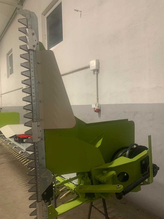 Stół do rzepaku do kombajnu CLAAS