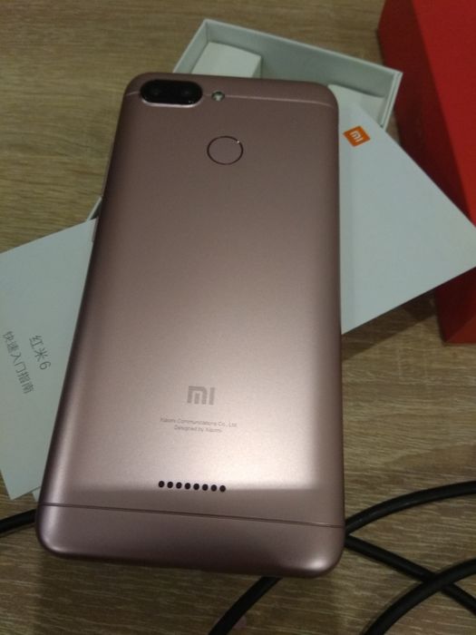 Телефон Ксиоми Redmi 6 3/32  под ремонт