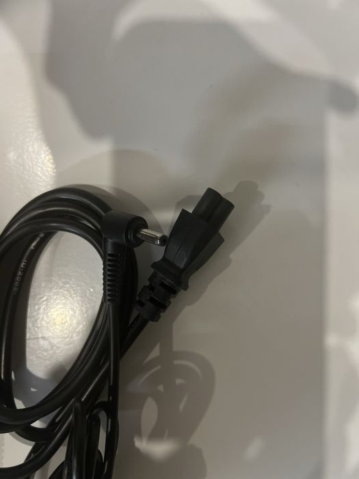 Адаптер ASUS  19V 3.42A (65W)