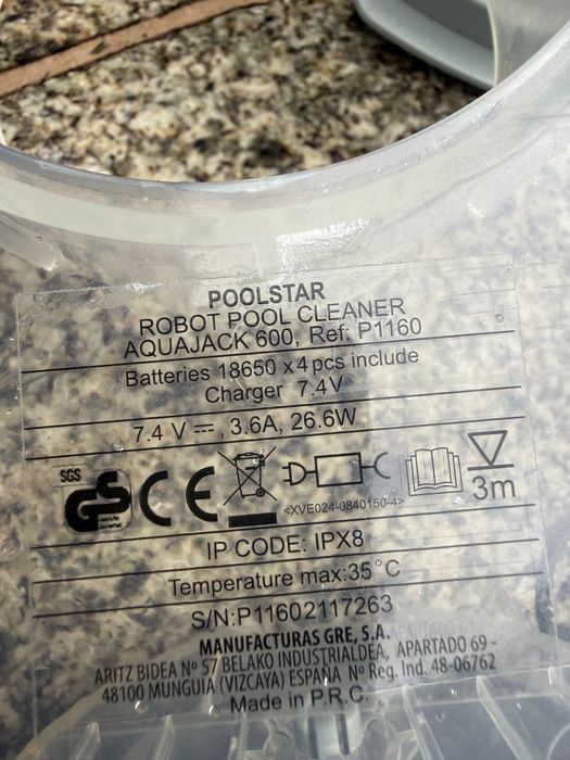 Aspirador de piscina a bateria