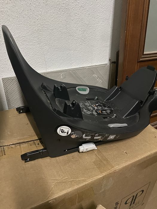 Carrinho + ovo + base carro CYBEX