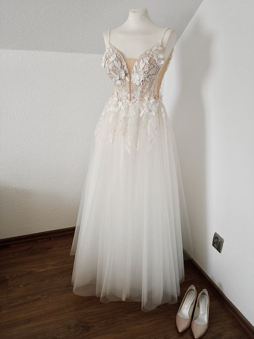 Sprzedam suknię ślubną