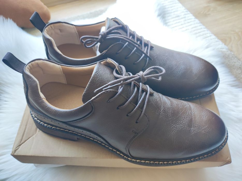 Skórzane buty męskie 42-43