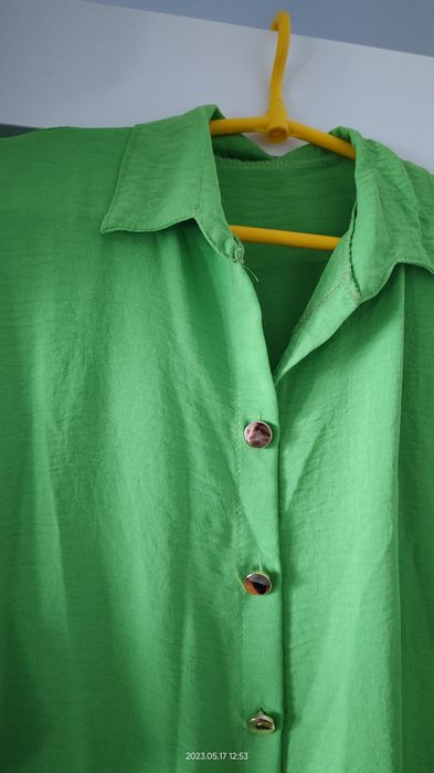 Zielona zwiewna sukienka oversize 40 L