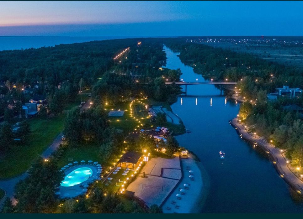 Продам участок с прямым выходом к воде Riviera Village Лебедевка земля