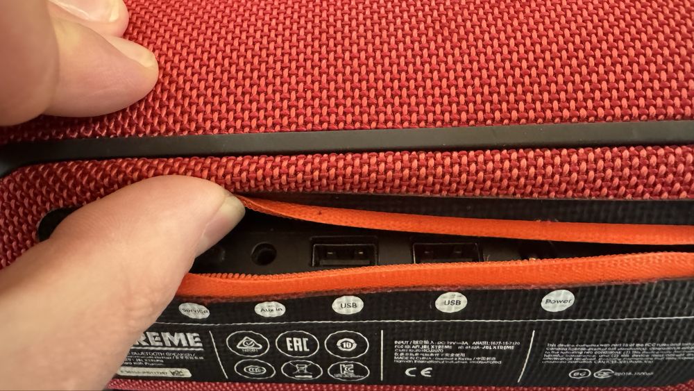 Оригінальна JBL  XTREME red