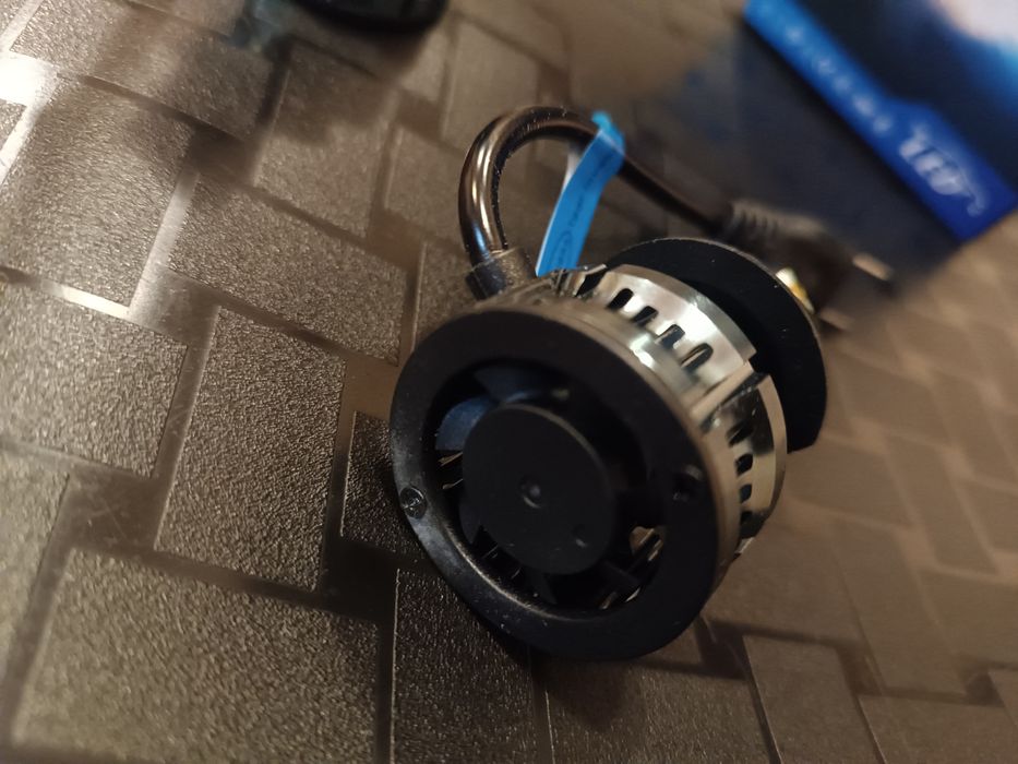 Żarówki H7 LED 4300K