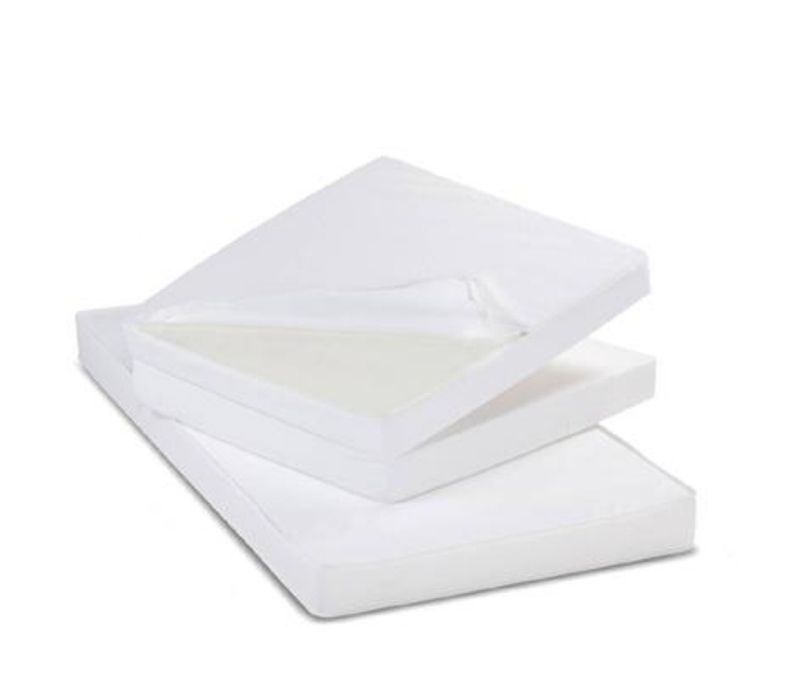 Vendo cama de viagem