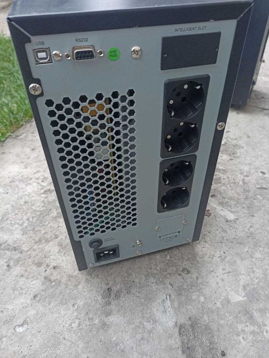 ИБП FSP Champ Tower 3K 2700W Б/У