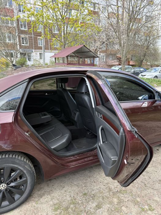 Volkswagen Passat B7, 2014