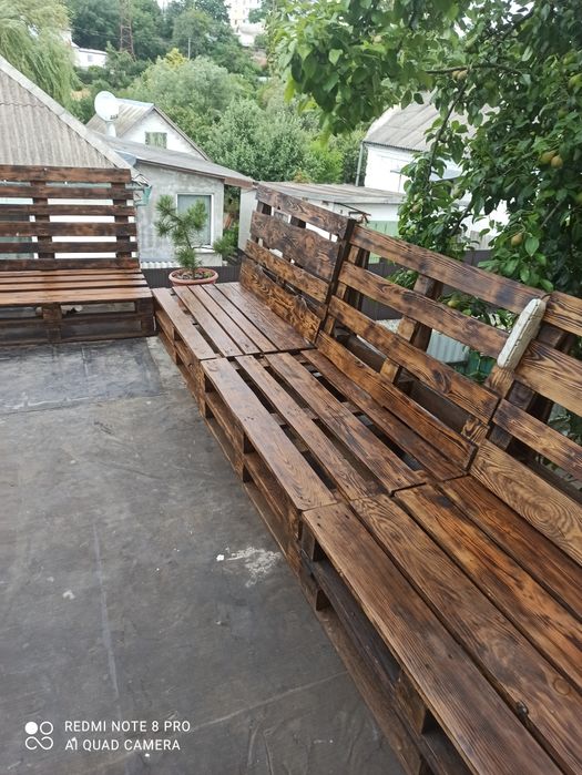 Дивани з піддонів