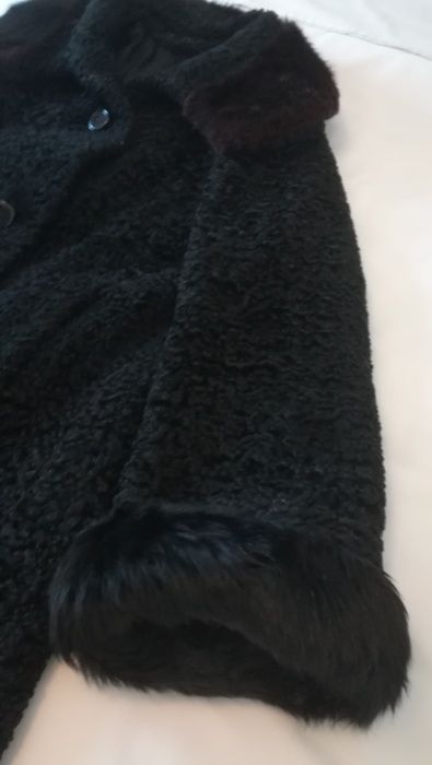 Casaco comprido astrakan