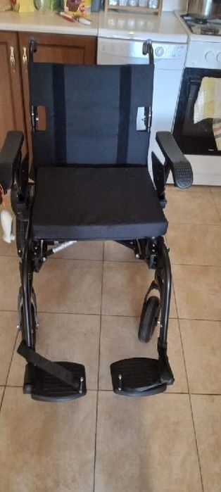 Wózek inwalidzki o napędzie elektrycznym