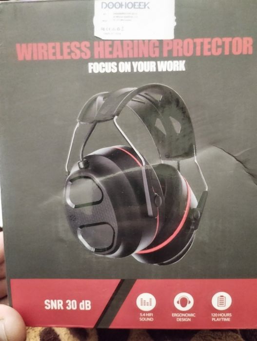 Бездротові захисні навушники Doohoeek
