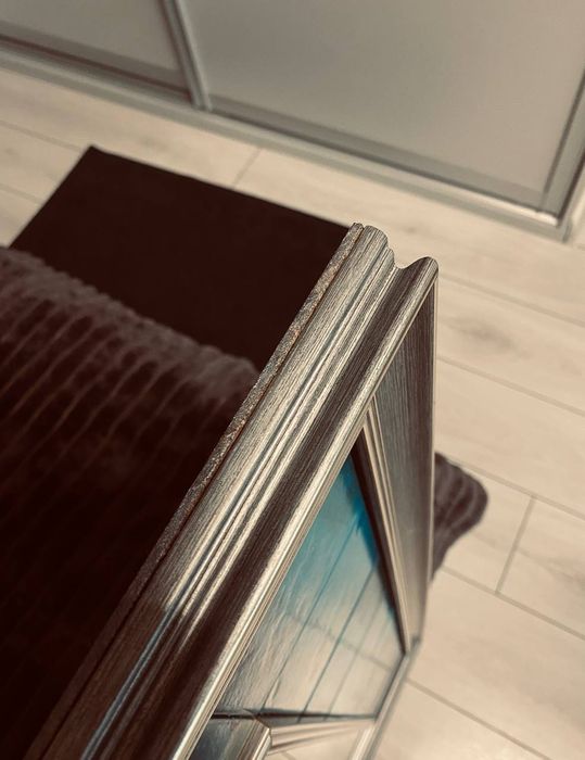 Дзеркало ручної роботи