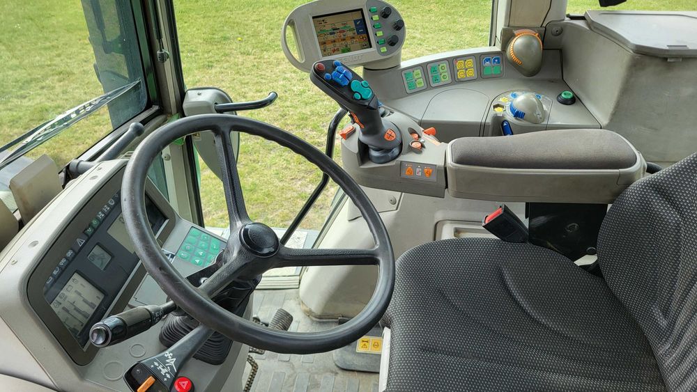 Ciągnik Fendt 818 vario TMS