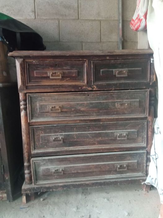 Комод старовинний