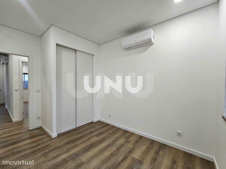 Apartamento T2 - Totalmente Renovado