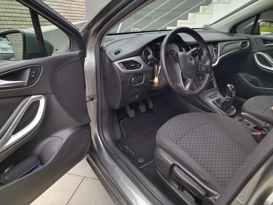 Opel Astra Sports Tourer 1.6 CDTI 110 CV – Único Dono | Histórico de Manutenção | Excelente Estado