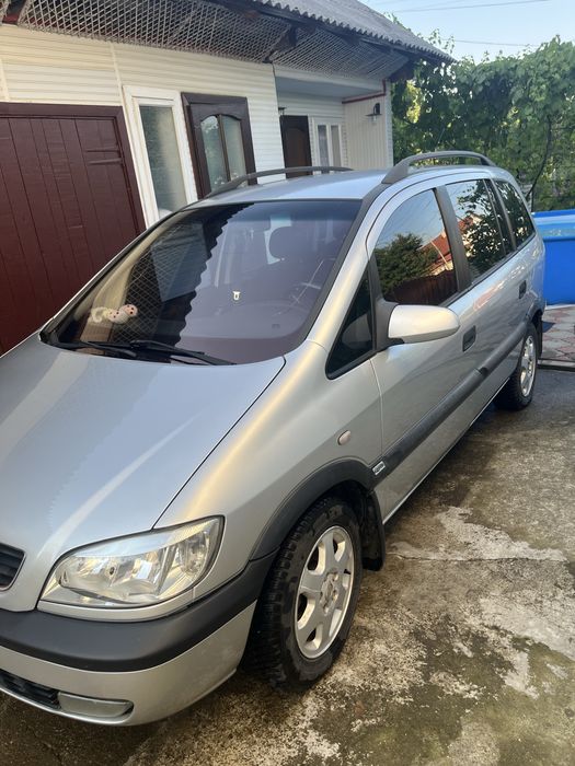 Opel Zafira 1.8 бензин 2001 рік