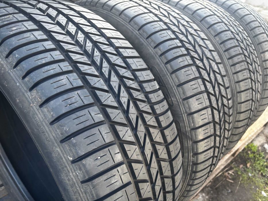 225-55-R18 DUNLOP SP SPORT резина шины 4 штуки GERMANY 2023