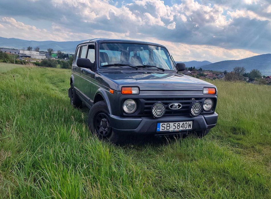 Łada niva 4x4 Urban 5D