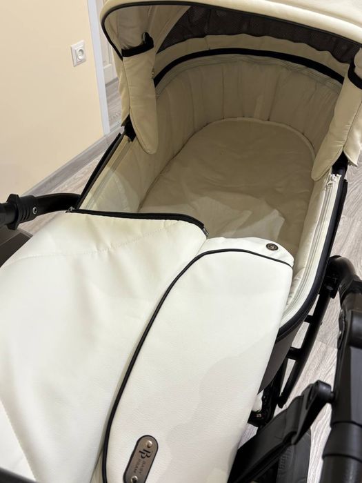 Продається каляска