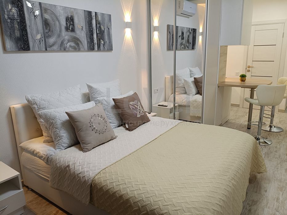 Апарт-готель ЖК Караваєві Дачі, Польова 73, бізнес під оренду