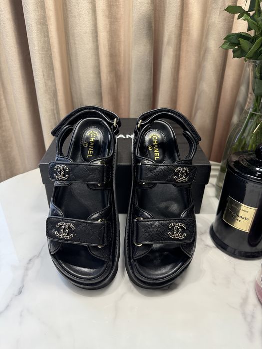 Sandały Chanel black leather