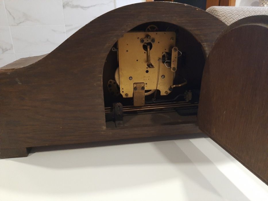 Lindo relógio de mesa antigo KIENZLE