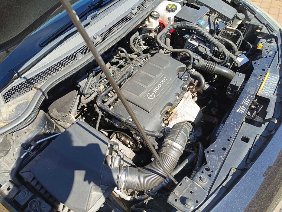 Opel Astra 1.4 Turbo 2010