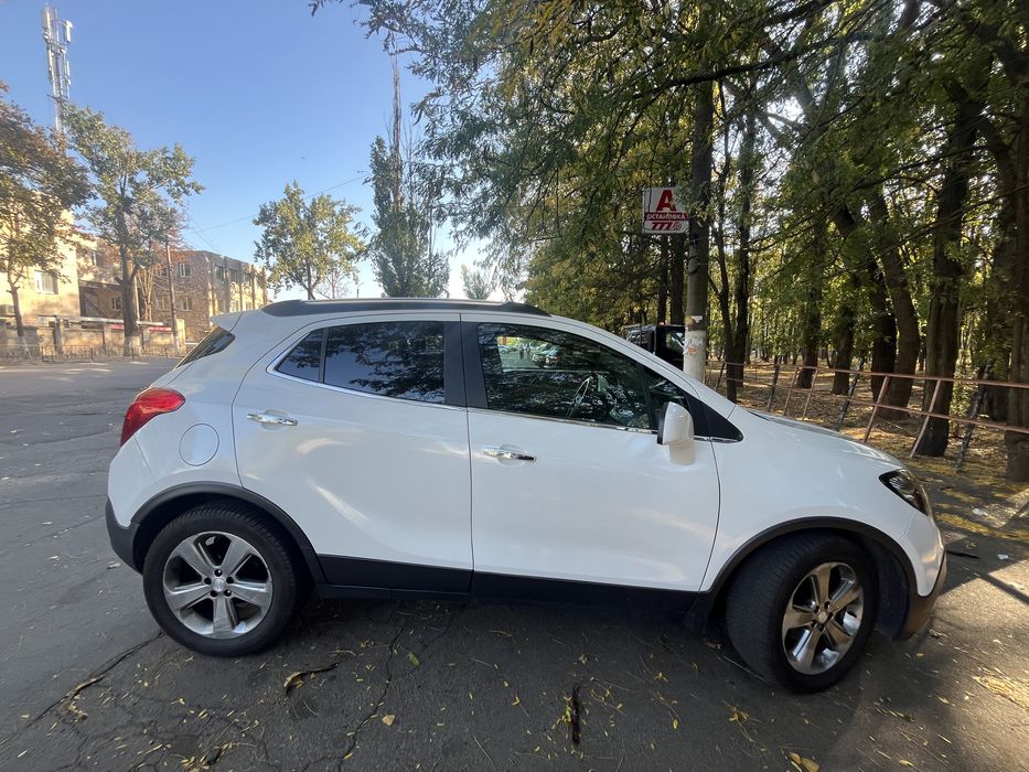 Продам паркетник 2013 года. Автомат.