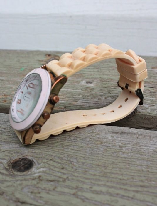 Zegarek naręczny marki House