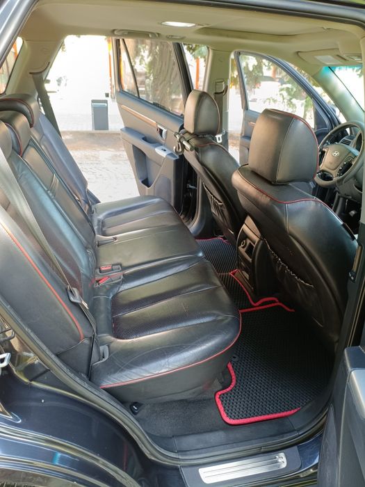 Продам Hyundai Santa Fe 2007 г