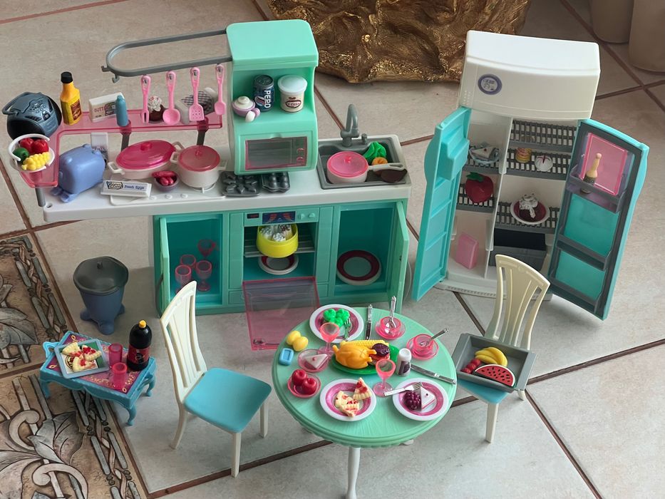 Меблі для Барбі ляльки