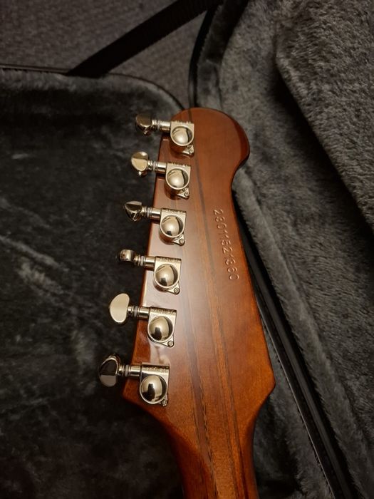 Guitarra Epiphone Firebird Inspired by Gibson