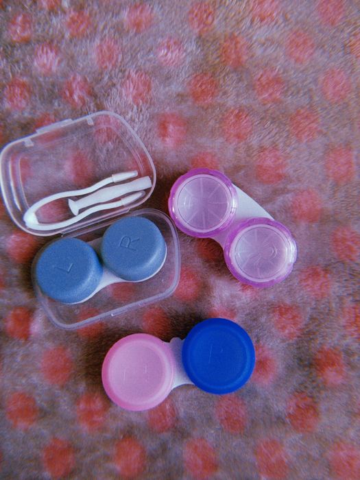 Контейнер для контактних лінз