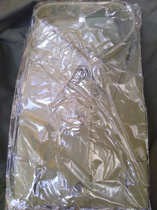 Uniformes do exército, camisa, calças e casaco