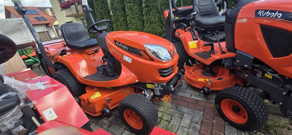 Kubota GR2120  Kosiarka samojezdna Kubota GR1600