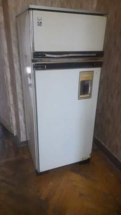 Продам холодильник!