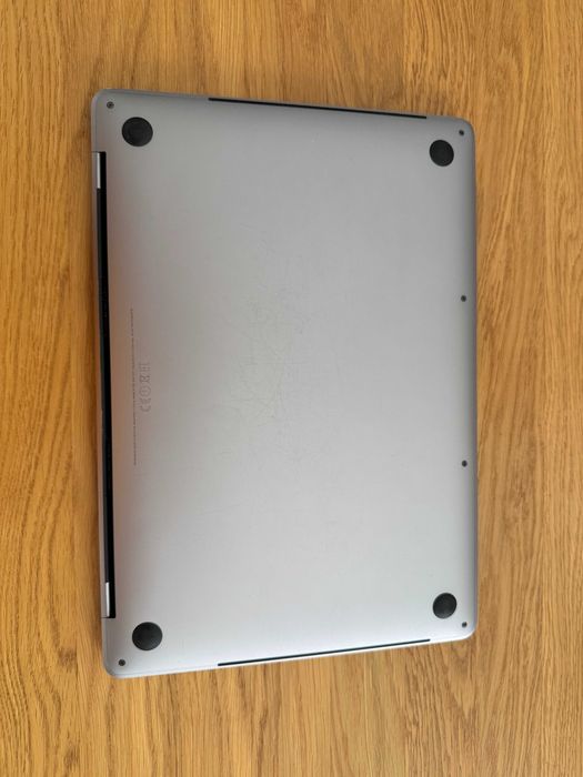 MacBook Pro 13,2. A1706 i5/16G/500G