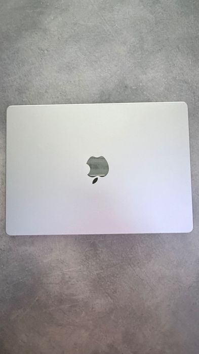 MacBook Pro 14 M1 Pro 32GB / 512GB — свій, ідеальний стан
