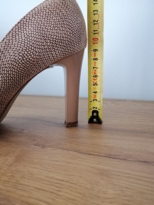 Buty, czólenka szpilki