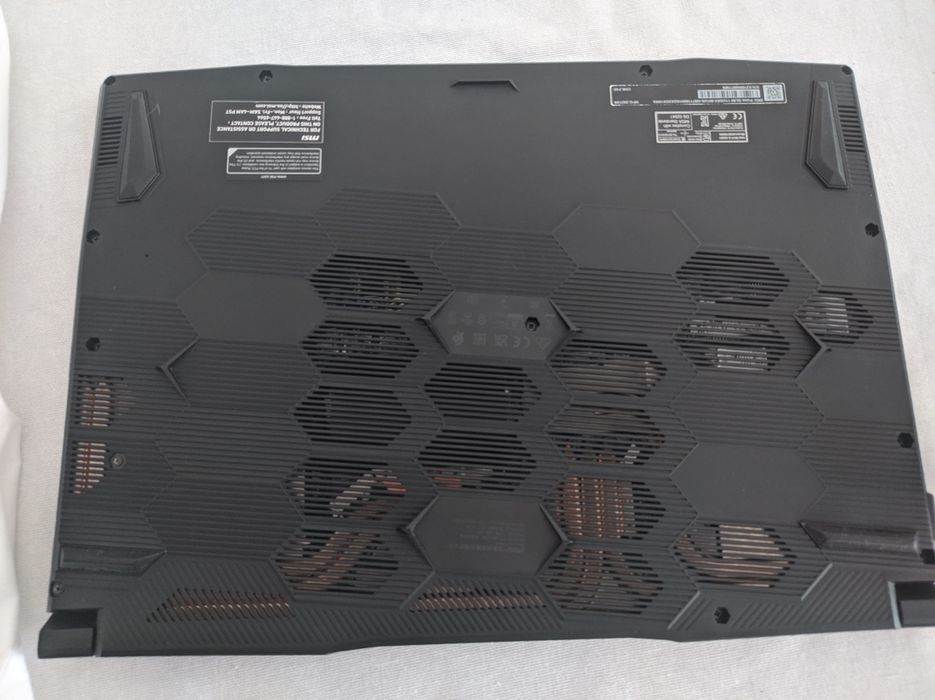 Продам msi gl66 laptop