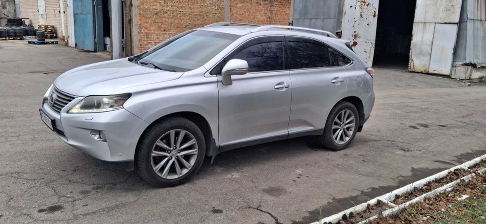 Автомобіль LEXUS RX350
