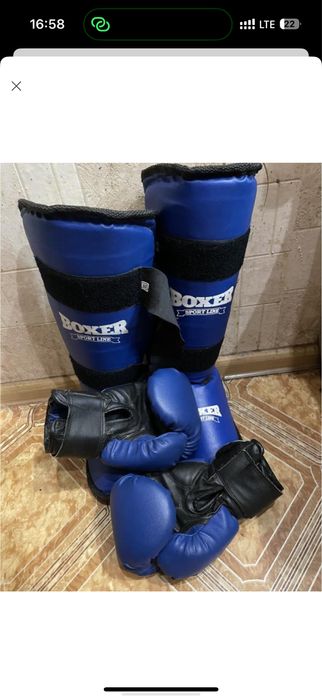 Перчатки/накладки для боксу