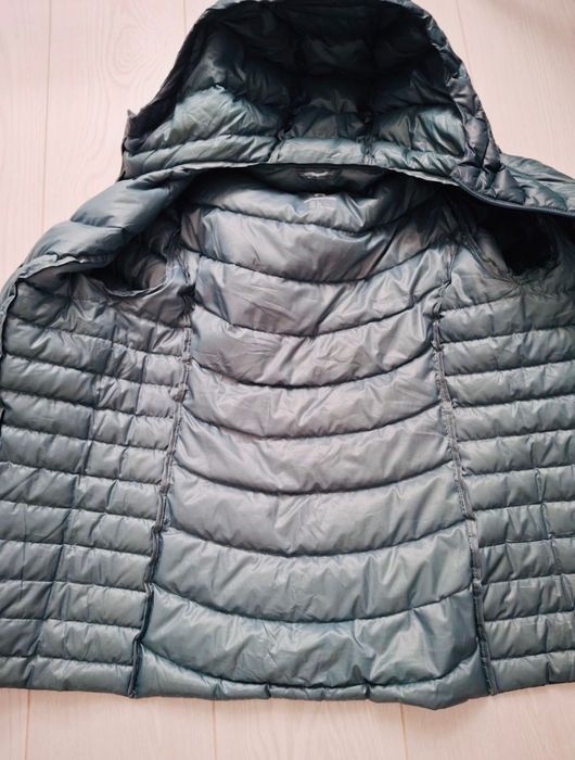 Куртка пуховик 90% пух, 10% перо, розмір L